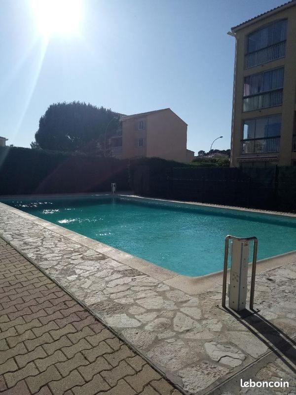 L'Appartement Du Bonheur Sanary-sur-Mer Exterior foto