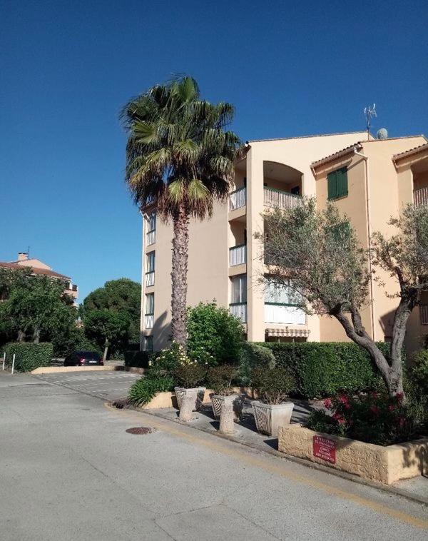 L'Appartement Du Bonheur Sanary-sur-Mer Exterior foto